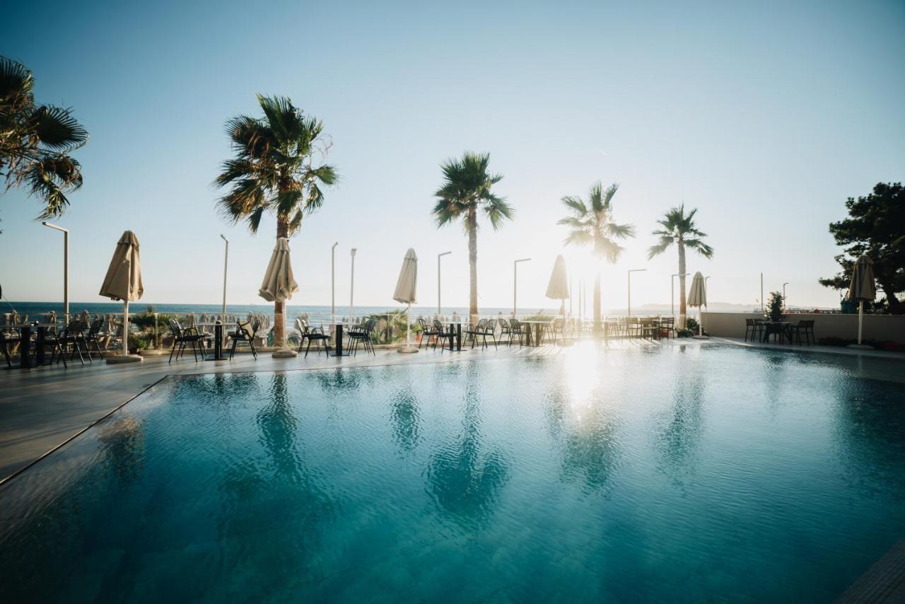 Amr - Durres Hotell Škalngur