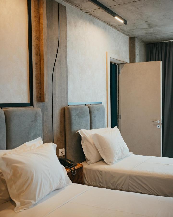 Hotell Amr - Durres 4*