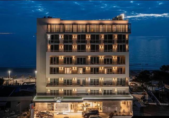 Hotell Amr - Durres 4*